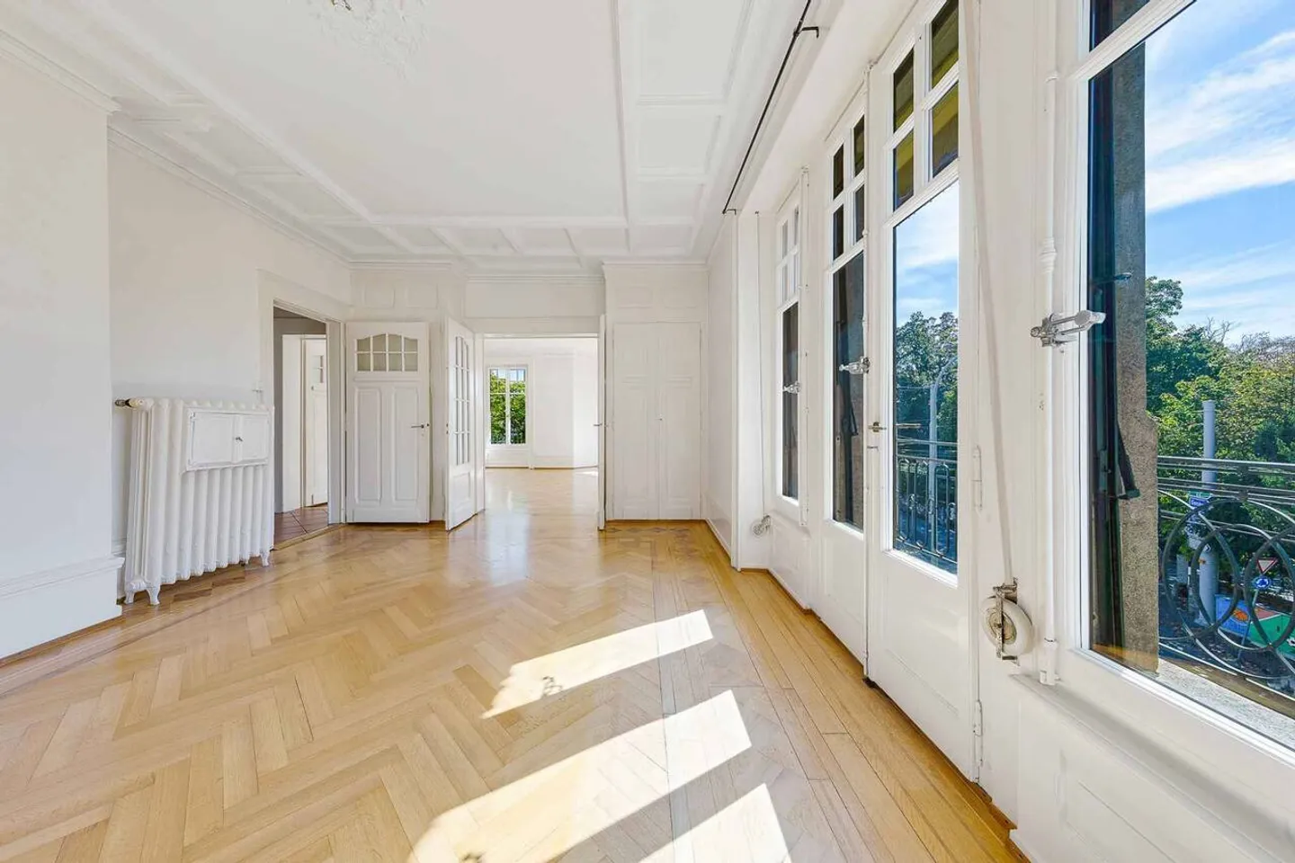 Magnifico appartamento di 5,5 stanze con balcone - Foto 8 di 13