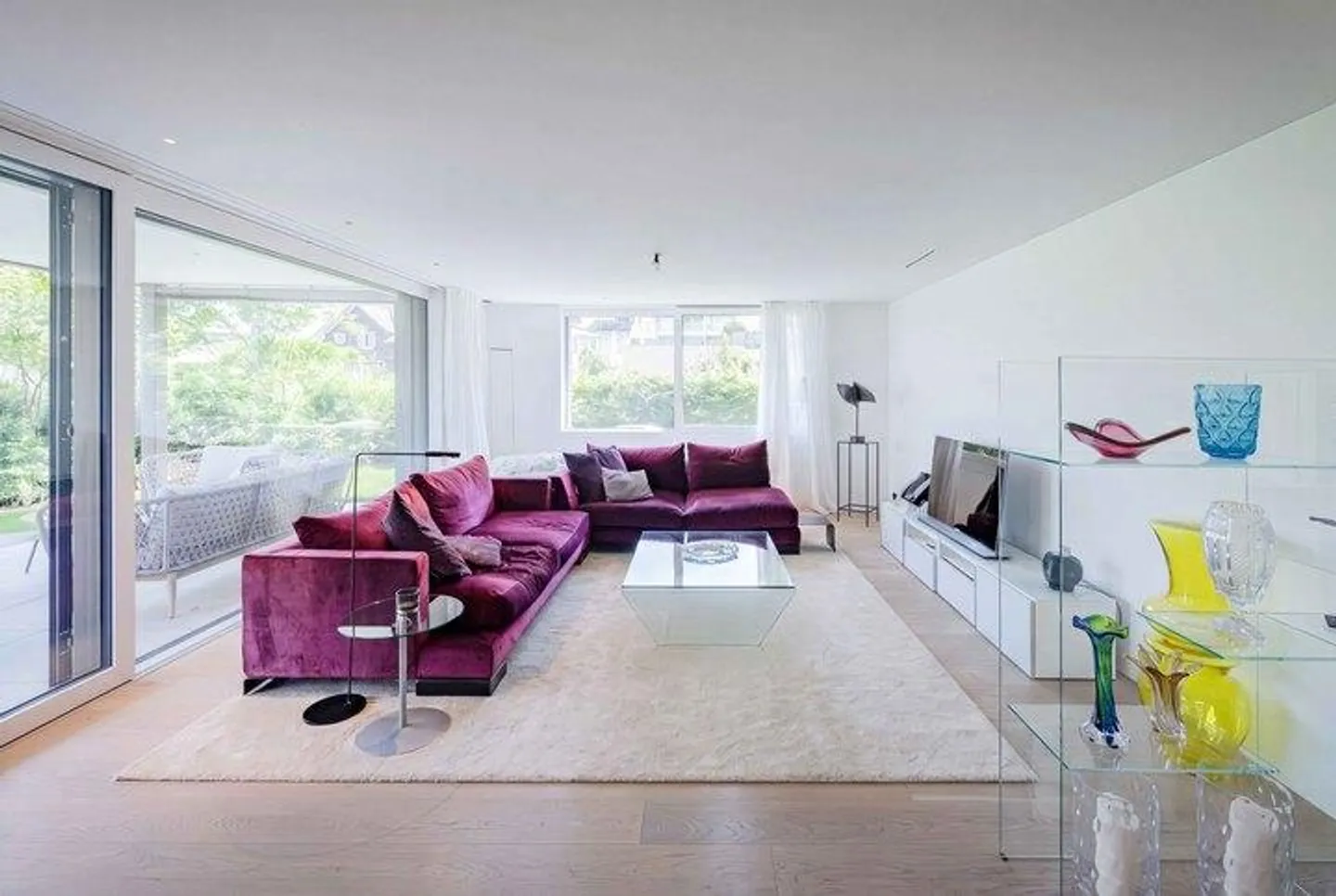 MODERN ELEGANCE BY THE LAKE - 2024 BUILT DESIGN APARTMENT IN LACHEN - Photo 3 of 8