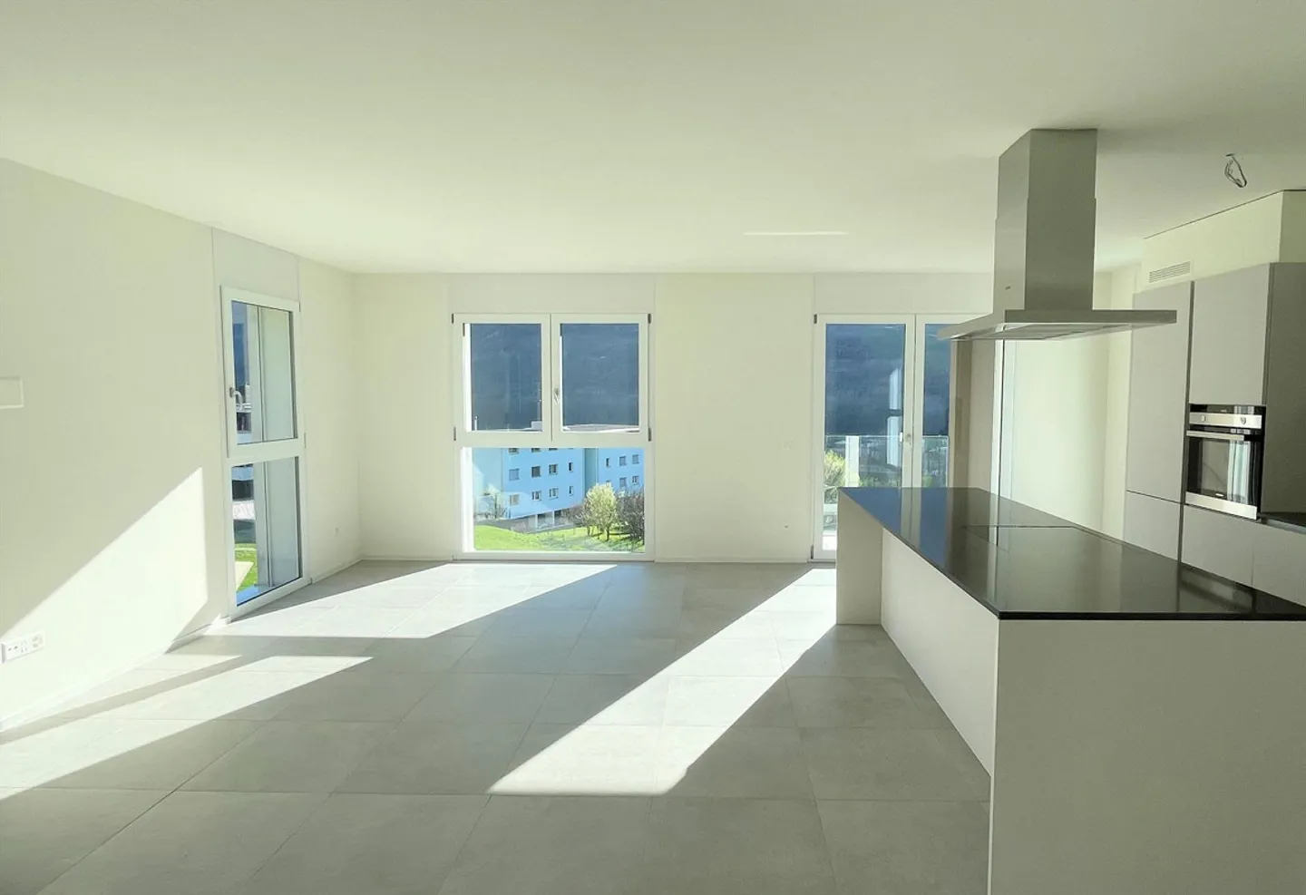 Nouvel appartement en penthouse dans une résidence élégante - Photo 7 sur 15