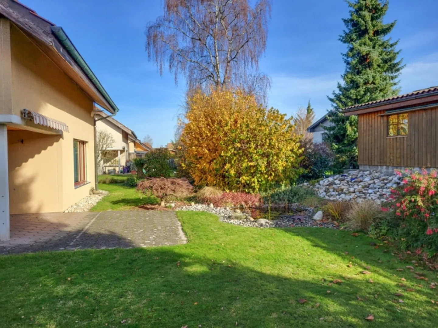 Attractive Single-Family Home - Quiet and Family-Friendly - Photo 3 of 13