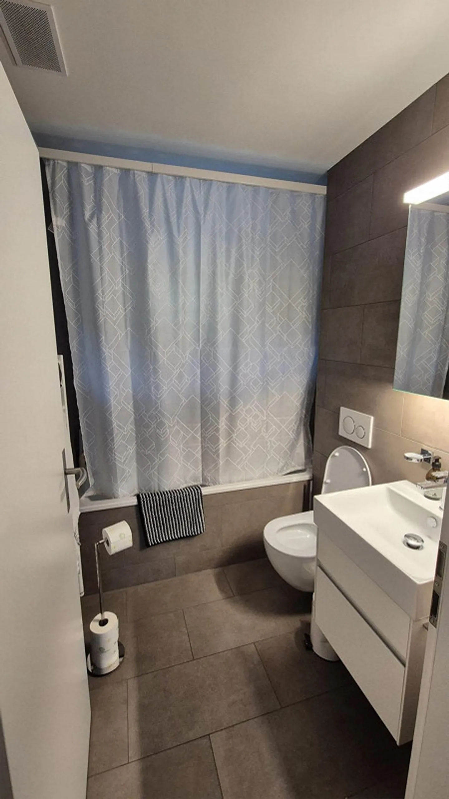 Appartement moderne de 3,5 pièces neuf avec vue sur le lac à Hilterfingen - Photo 5 sur 10