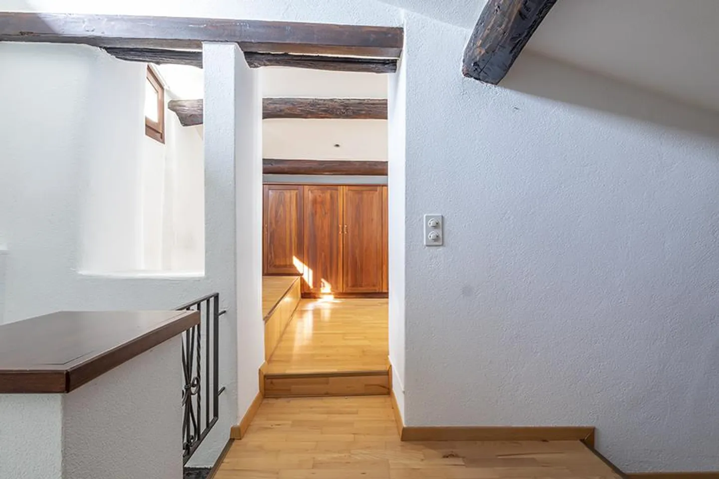4.5-ROOM SINGLE-FAMILY HOUSE IN CADRO - Photo 15 of 16
