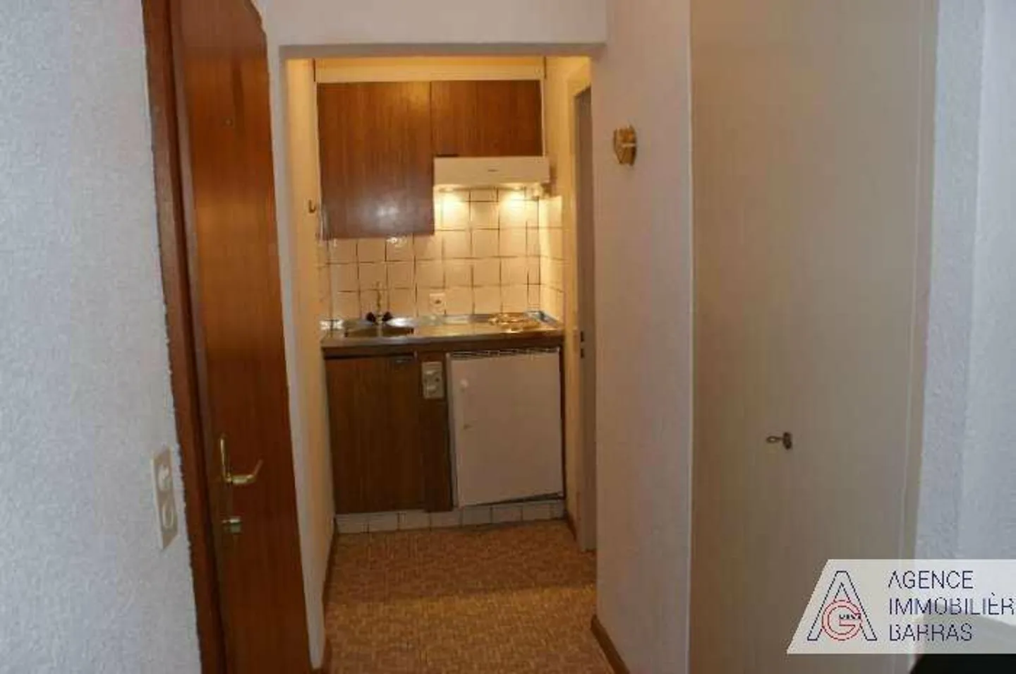 LOC 278 - FOUMOU TANGOU 18 - Foto 6 von 10