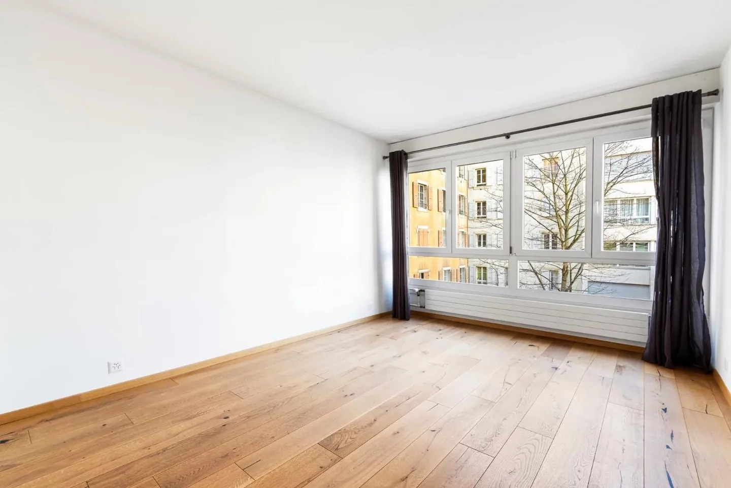 5-room apartment - Photo 4 of 9