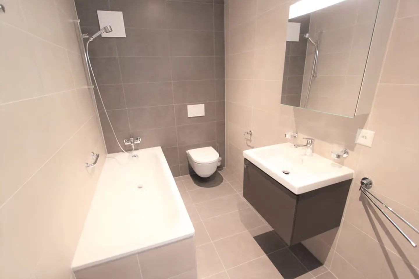 Charmant appartement 3.5 pièces - Photo 3 sur 6