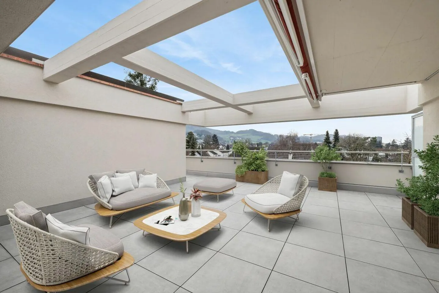 Exclusive and spacious 5 1/2-room attic apartment with 145 m2 terrace - Photo 9 of 10