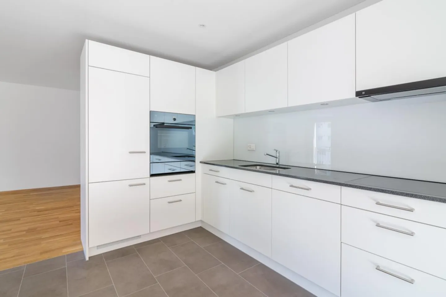 Appartamento moderno al piano terra a Kriens - Foto 7 di 9