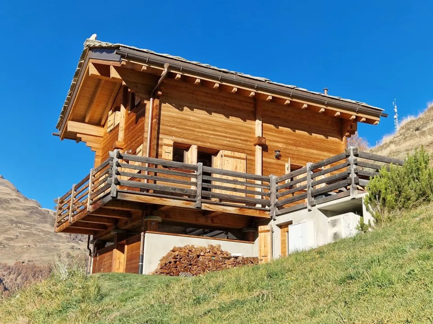 Chalet mit atemberaubendem Panoramablick - Ruhe - Sonnenschein - Residenz - Foto 4 von 13