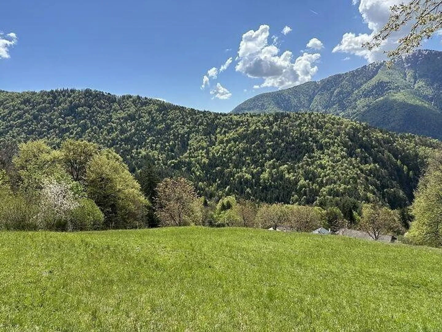 Maison rustique de 4 pièces à rénover avec beaucoup d'espace extérieur dans un emplacement isolé, très ensoleillé, calme avec vue panoramique - Photo 13 sur 13