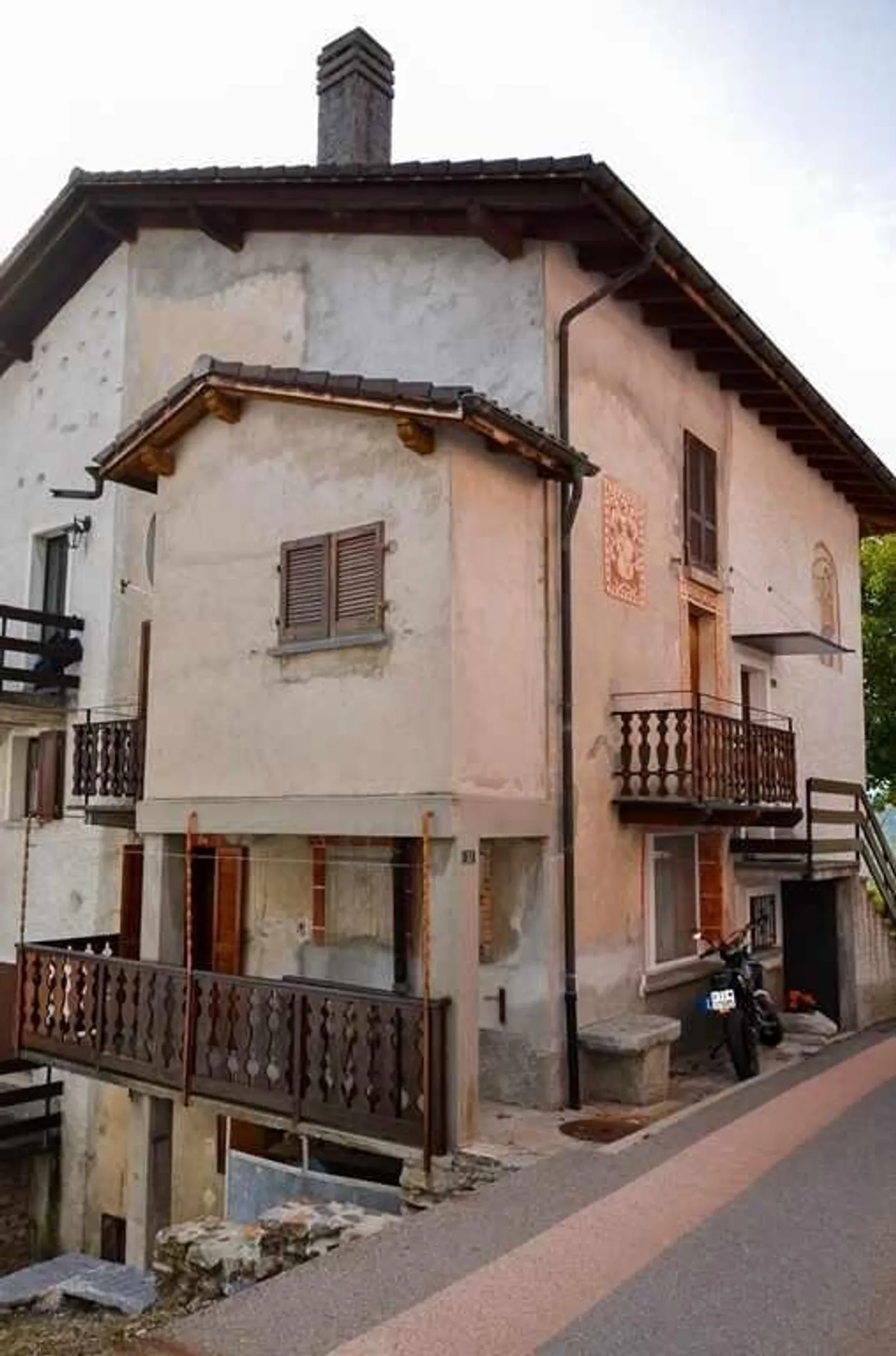 Charming Chalet in Sunny Carena - Photo 2 of 13