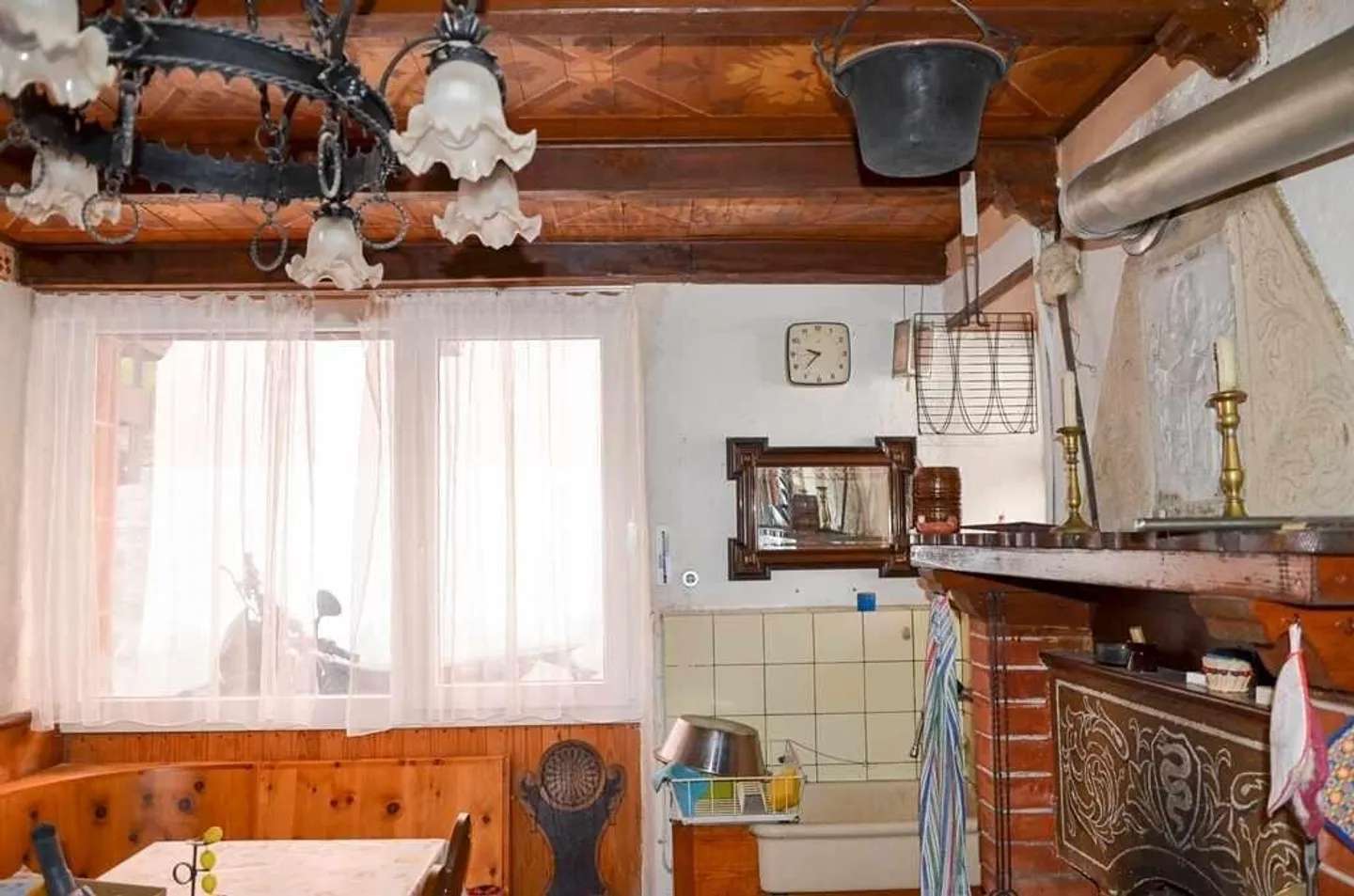 Charming Chalet in Sunny Carena - Photo 3 of 13