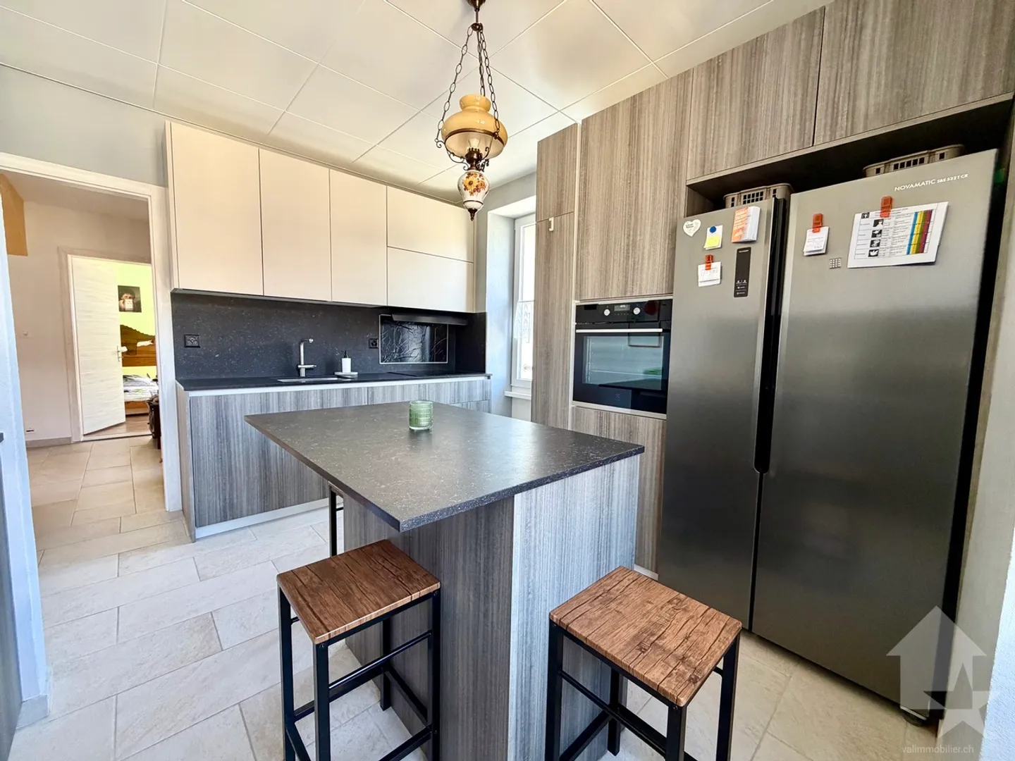 Durchgangswohnung von 115 m2 renoviert - Foto 6 von 14