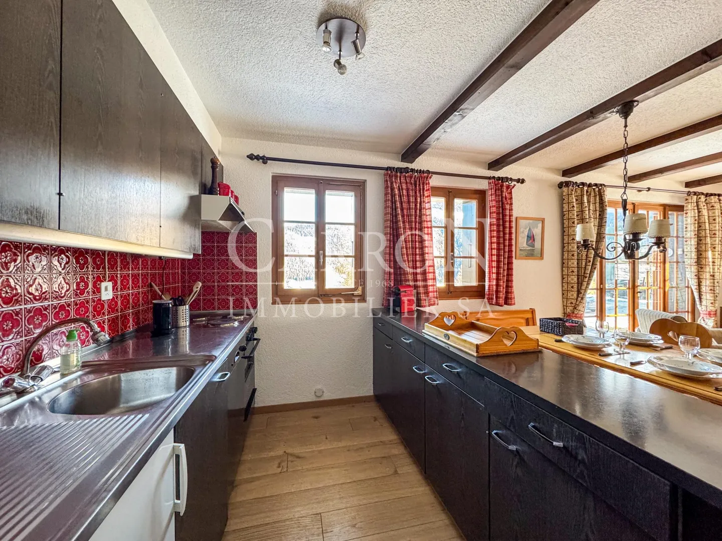 Très beau chalet à vendre à Tzoumaz / 4 Vallées - Photo 3 sur 10