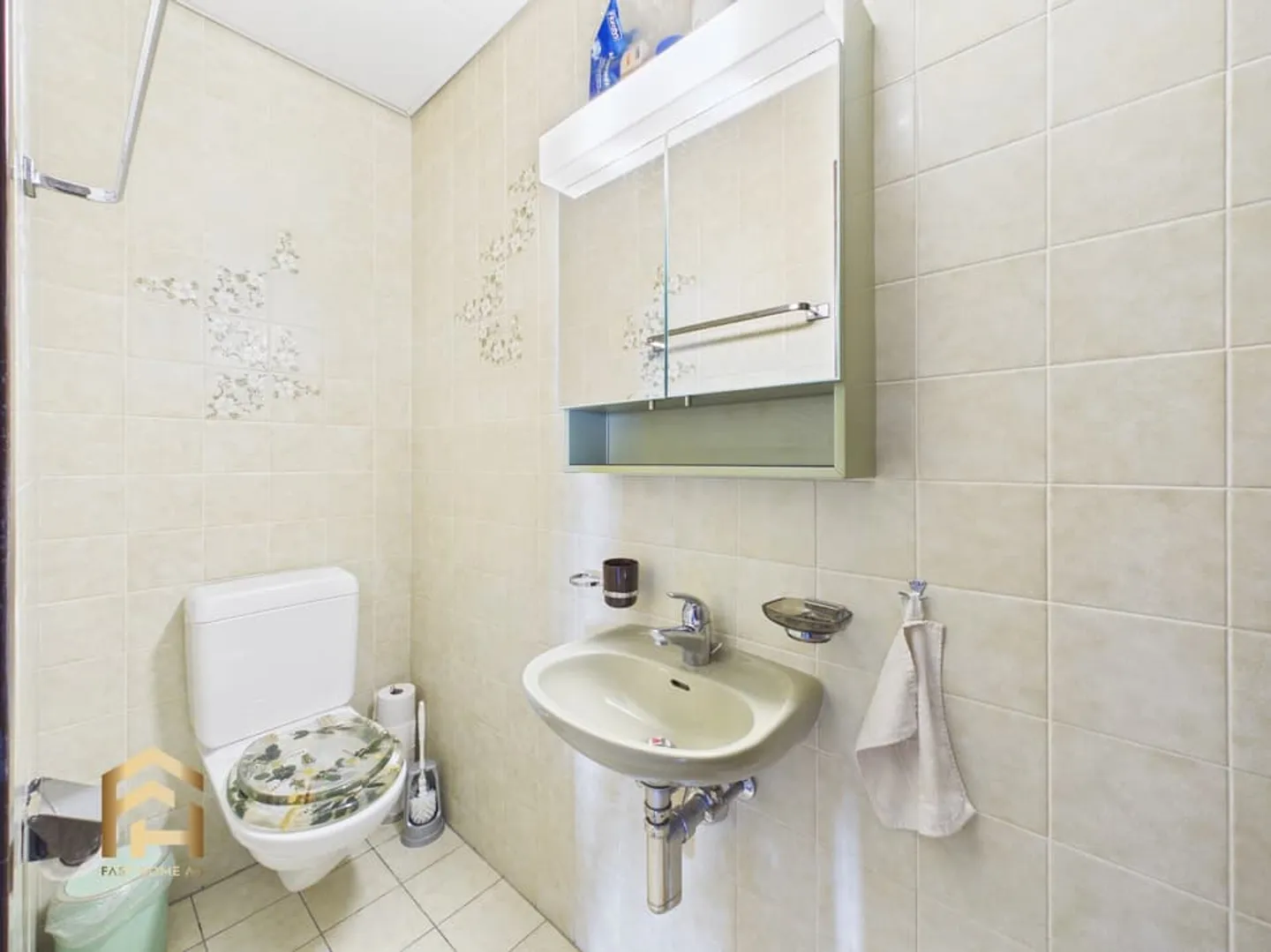 Exclusive 4.5-room penthouse apartment with unobstructed panoramic view in - Photo 13 of 13