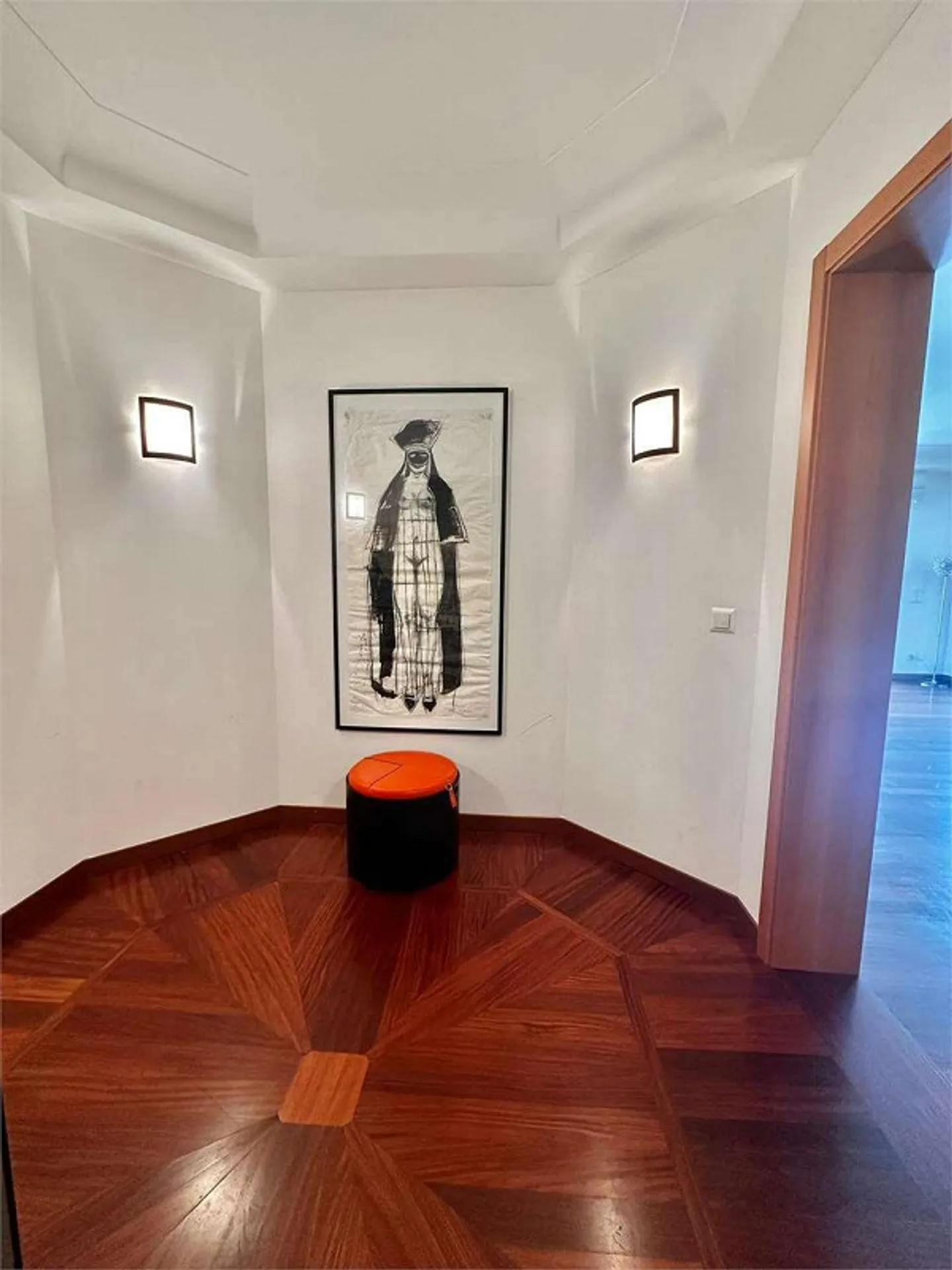 sought-after/spacious apartment - Photo 11 of 13
