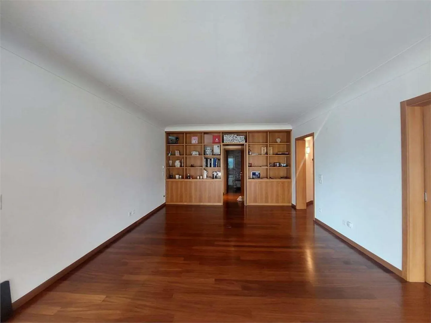 sought-after/spacious apartment - Photo 13 of 13
