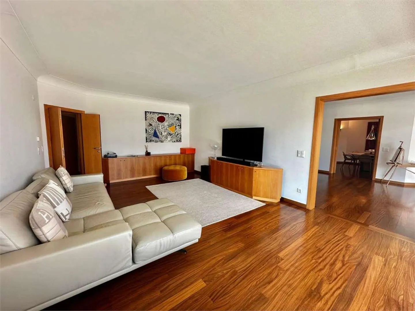sought-after/spacious apartment - Photo 7 of 13