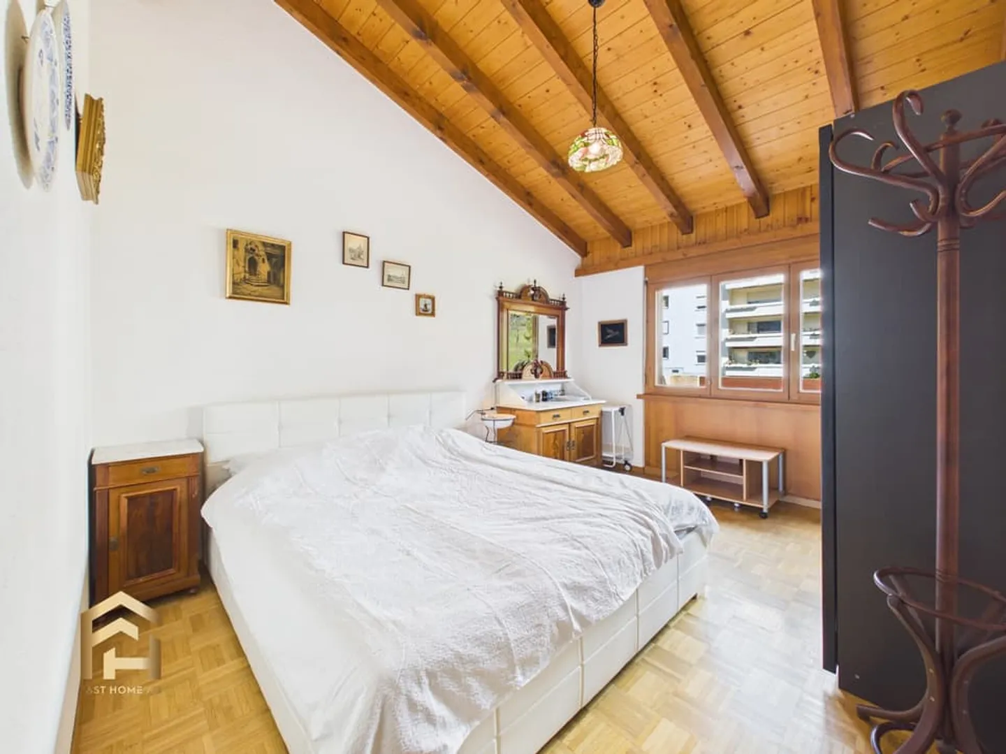 Exclusive 4.5-room penthouse apartment with unobstructed panoramic view in - Photo 9 of 13