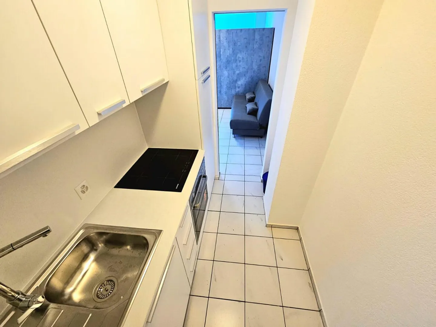 AFFITTASI MONOLOCALE CON ARREDO NUOVO IN ZONA CORNAREDO - Foto 3 di 9