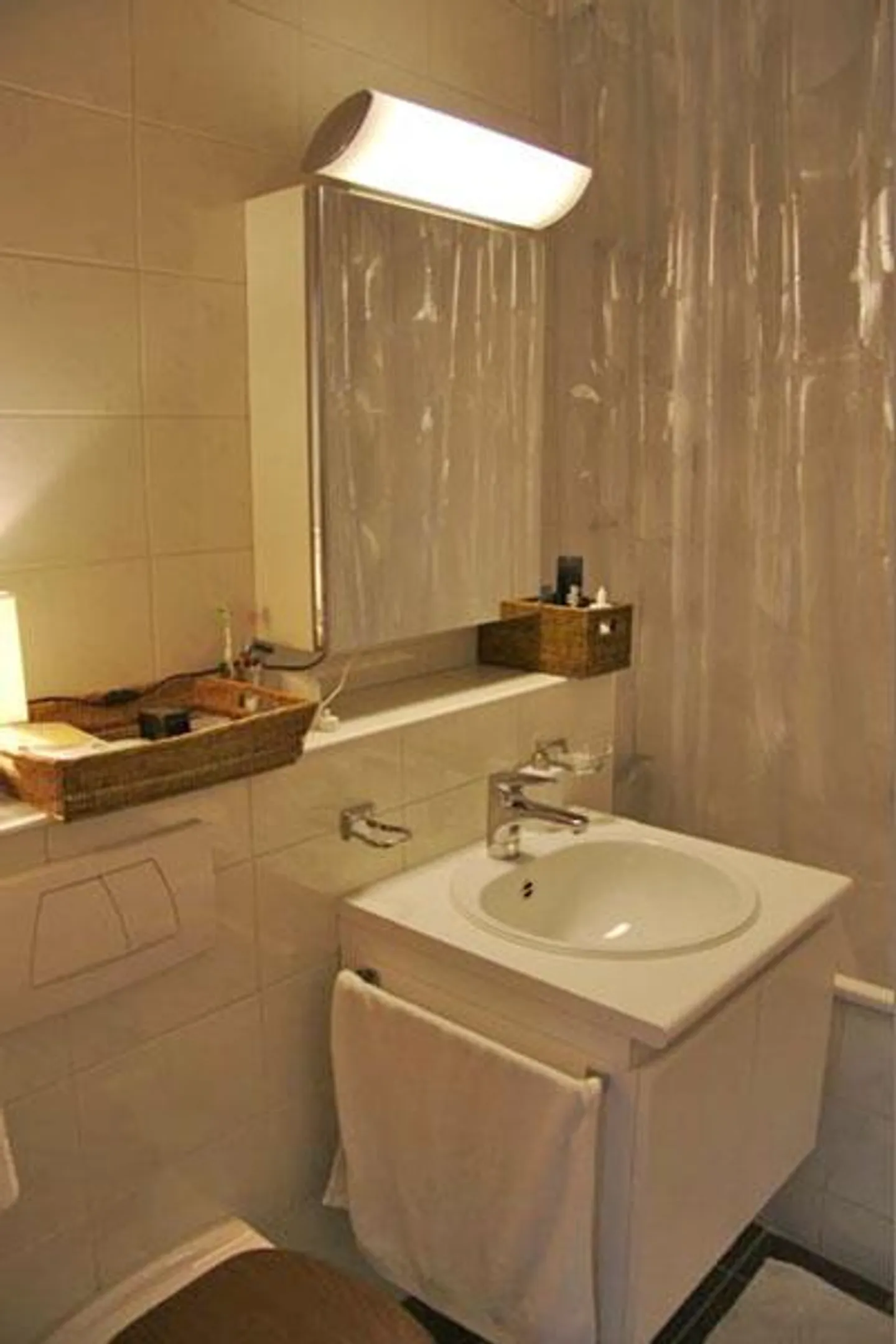 «Sehr helle Maisonettewohnung» - Foto 9 von 10