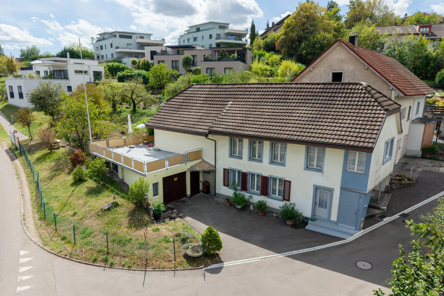 Maison individuelle abordable avec potentiel au cœur du village - Photo 1 sur 8