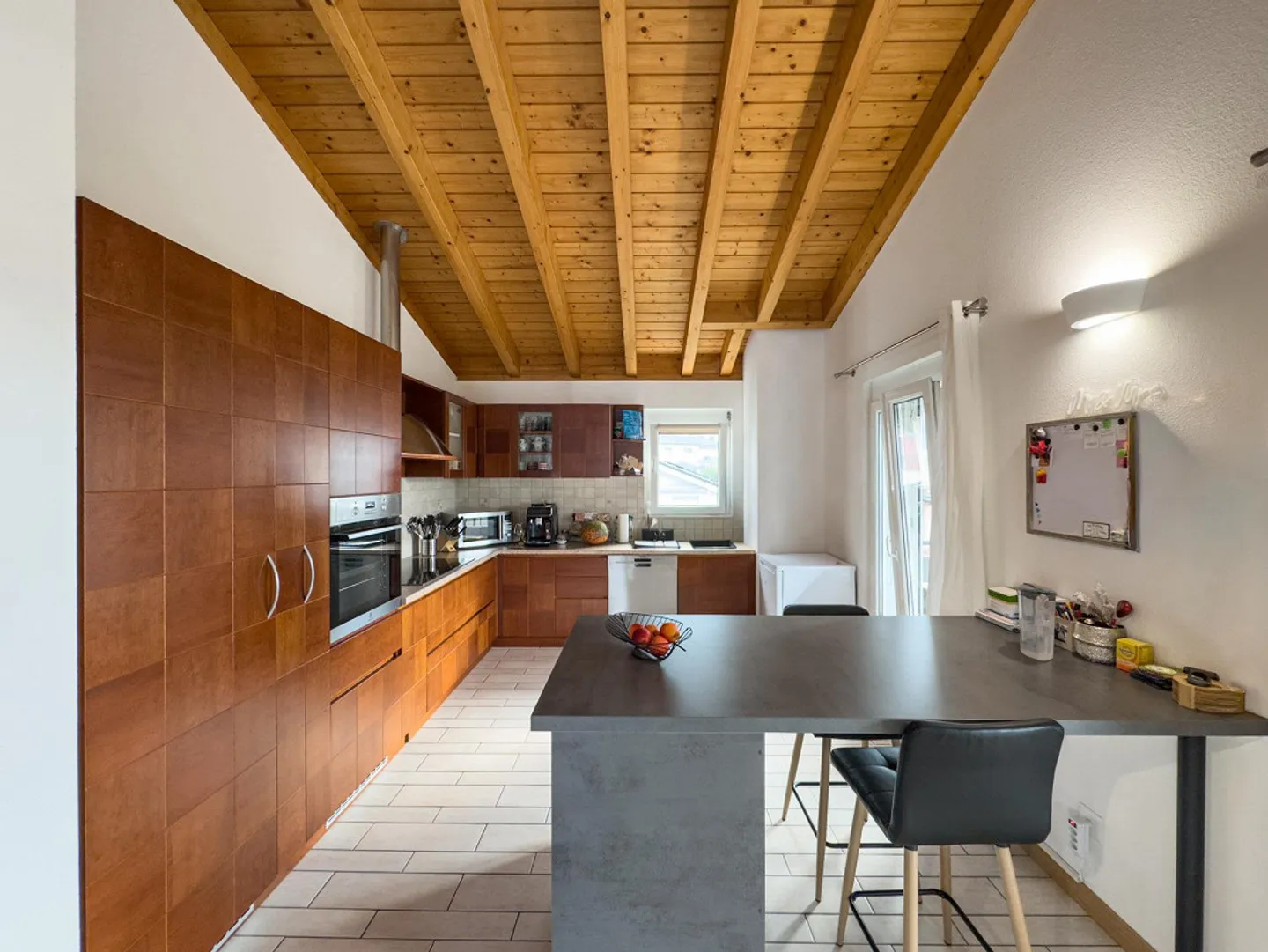 Casa bifamiliare con giardino a Melano - Foto 9 di 15