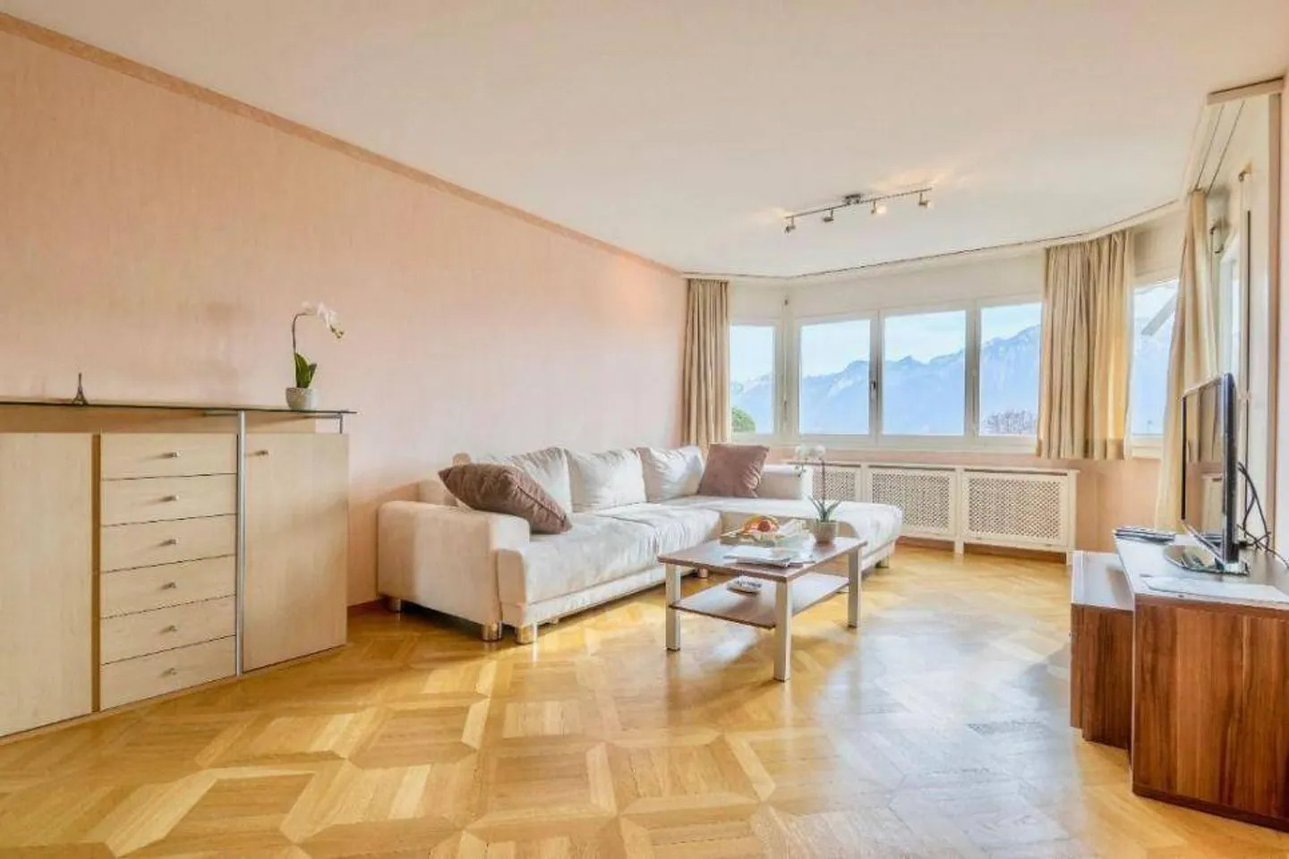 Appartamento arredato 4,5 locali - Foto 1 di 5