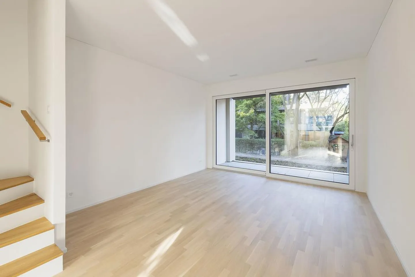 Maison de ville moderne - Photo 4 sur 11