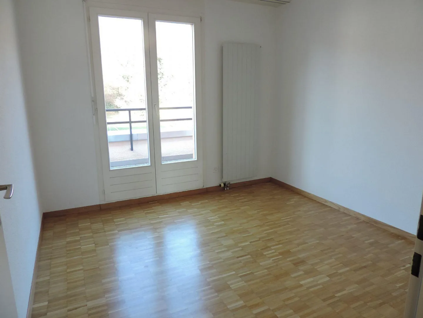 4.5-room penthouse apartment with large terrace - Photo 11 of 13