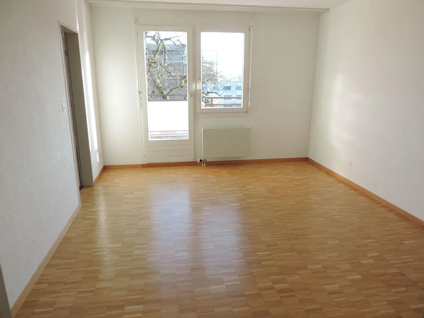 4.5-room penthouse apartment with large terrace - Photo 10 of 13