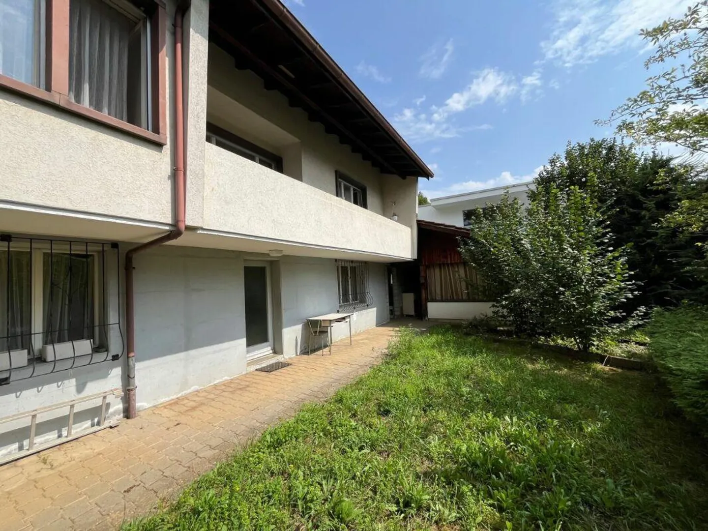 Freistehendes 5.5-Zimmer-Einfamilienhaus mit angebautem Schopf - Foto 8 von 12