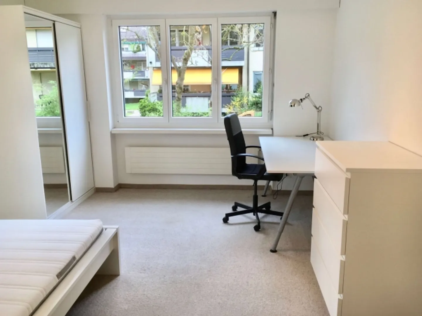 «Modernes Coliving im Grünen mit top Anbindung in Zürich-Affoltern» - Foto 1 von 13