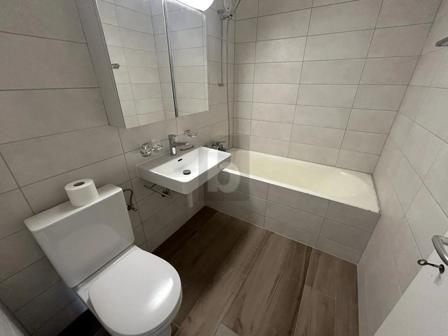 Charmant Appartement Sous Les Combles - Photo 4 sur 6