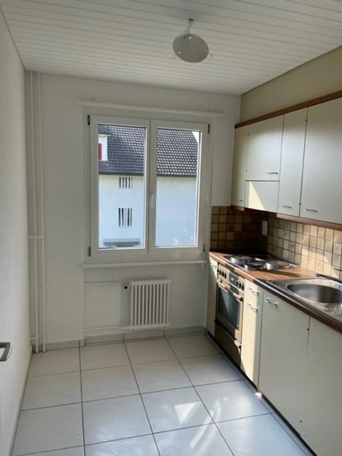 2.5 Zimmer-Dachwohnung - Foto 2 von 5