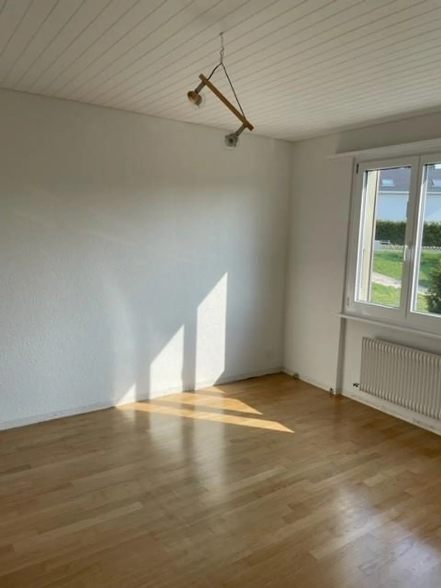 2.5 Zimmer-Dachwohnung - Foto 3 von 5