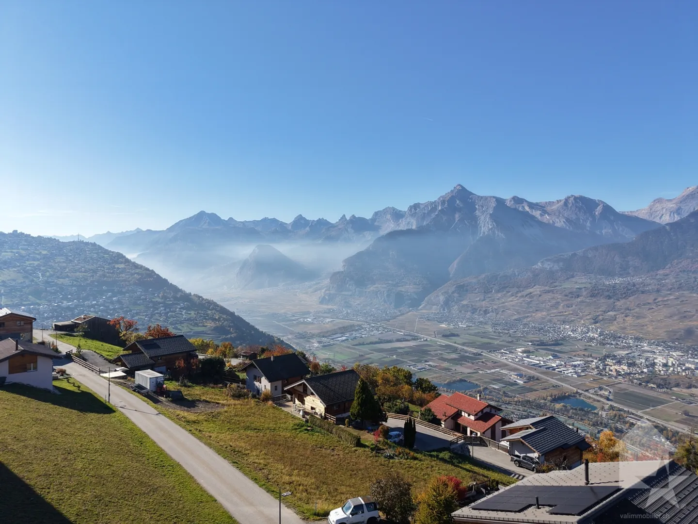 Attique de 4,5 pces à Veysonnaz avec jardin et deux places de parc - Photo 4 sur 6