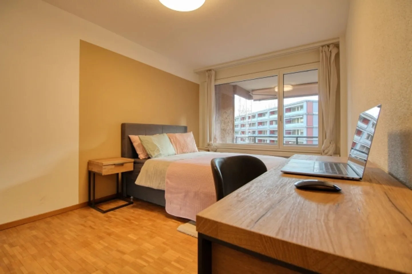 Schöne Zimmer an bester Lage nahe Sihlcity - Foto 1 von 13