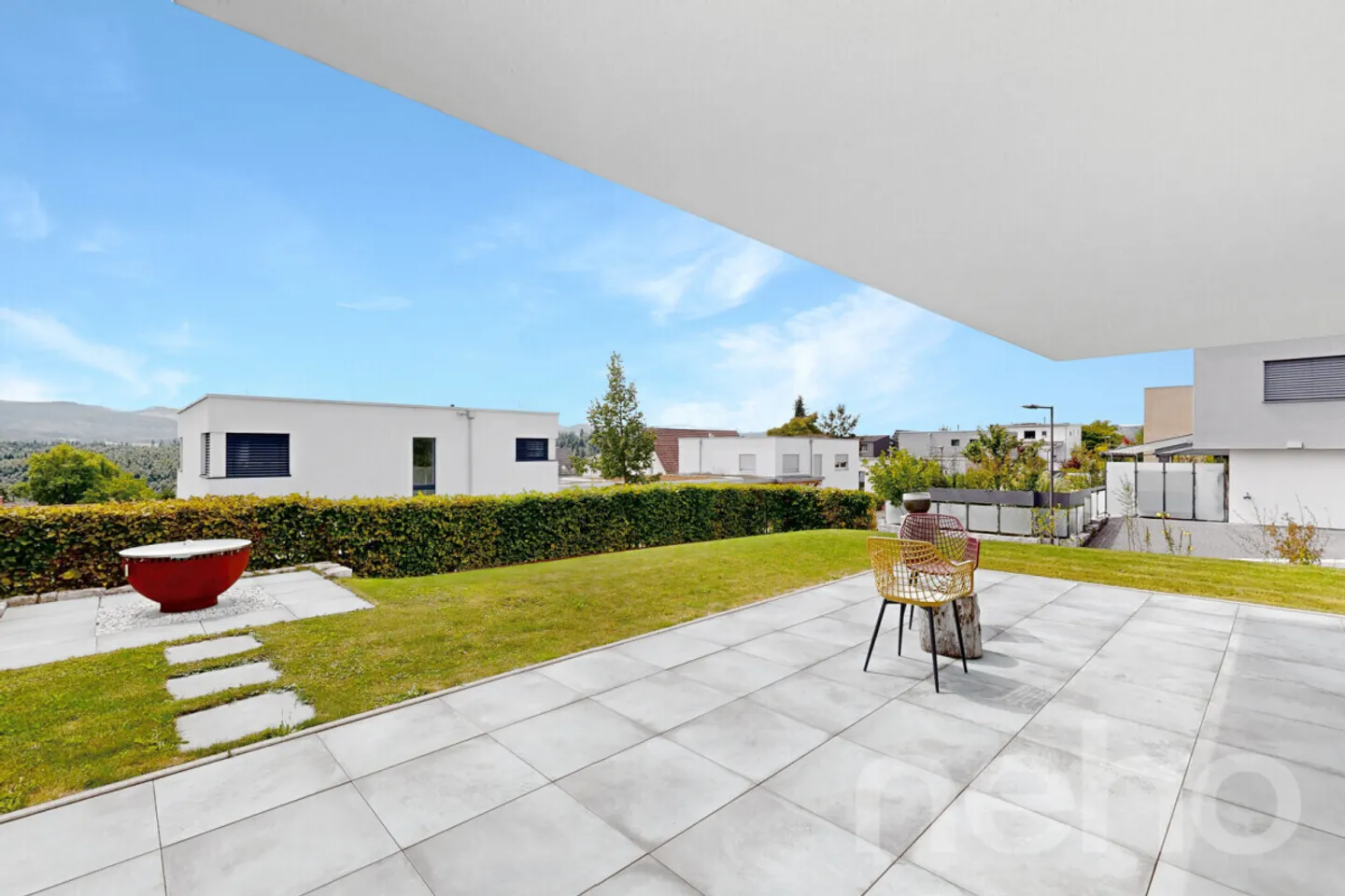 Newly built single-family home in the green with photovoltaic system and double carport - Photo 11 of 13