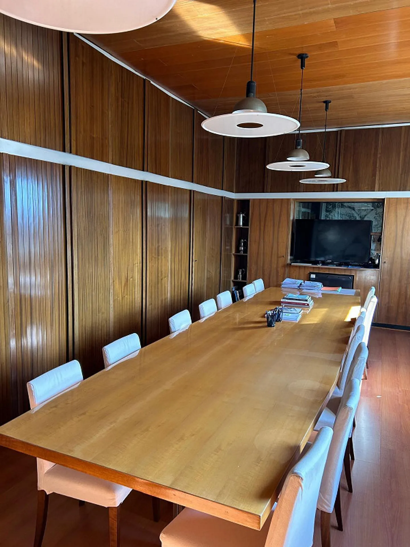 ELEGANTI UFFICI ARREDATI CON POSTEGGI INCLUSI A MENDRISIO - Foto 9 di 12