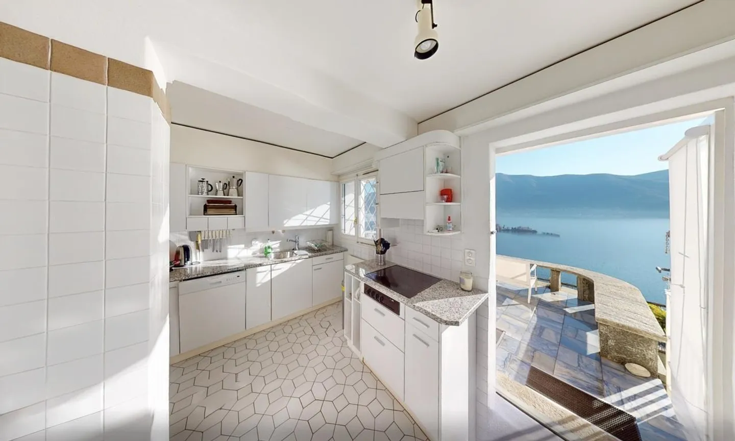 Villa Stupenda con Vista Lago - Foto 10 di 30