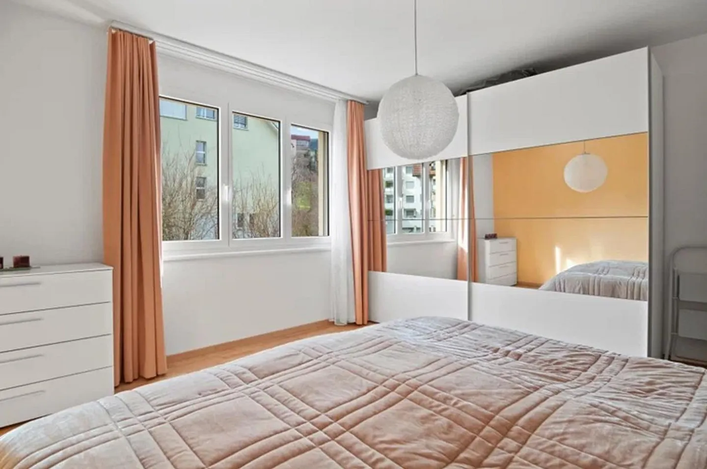 Ampio e tranquillo appartamento di 3,5 stanze (112 m2) vicino al Lago di Costanza con balcone - Foto 10 di 17