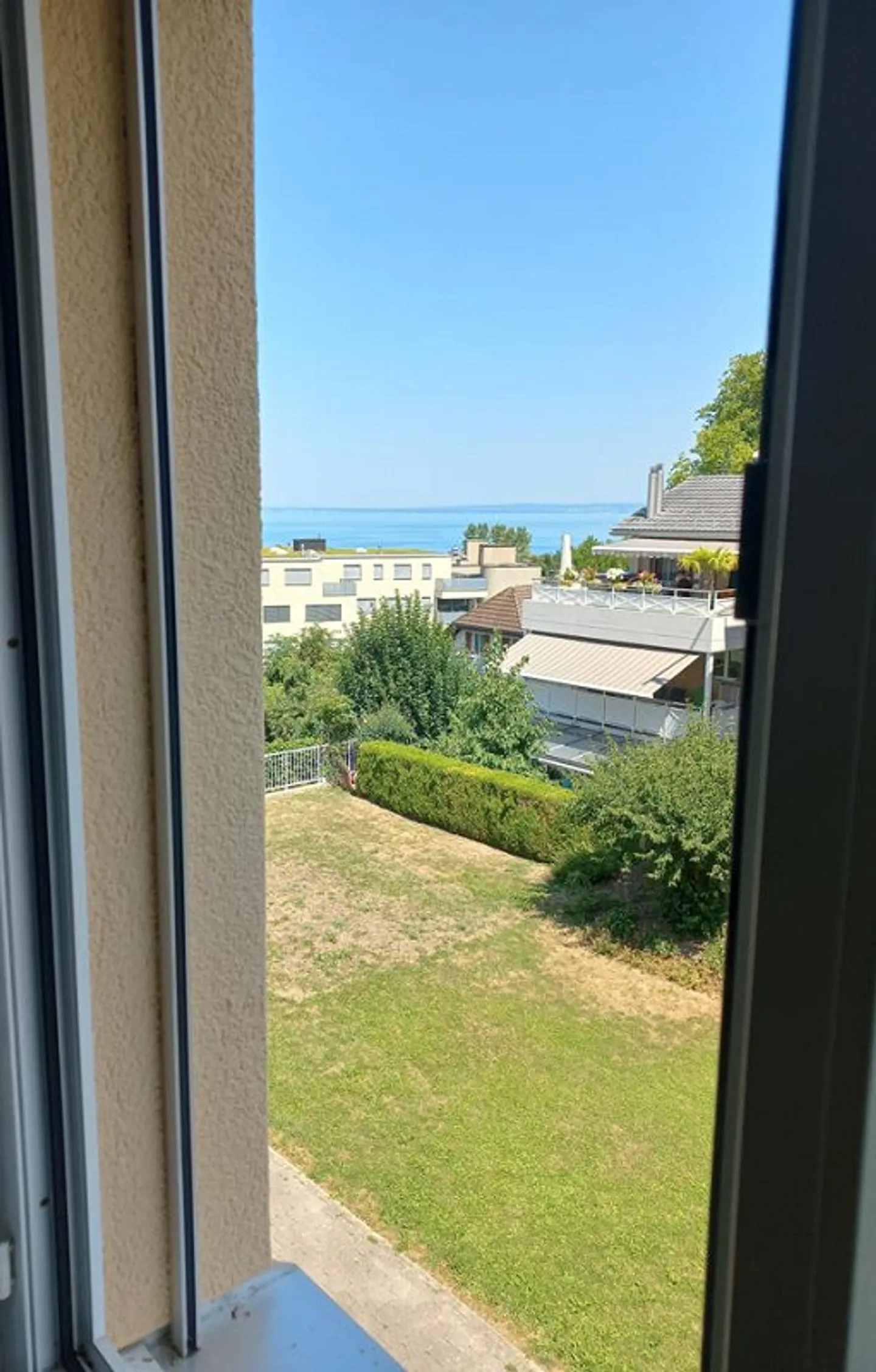 Ampio e tranquillo appartamento di 3,5 stanze (112 m2) vicino al Lago di Costanza con balcone - Foto 13 di 17