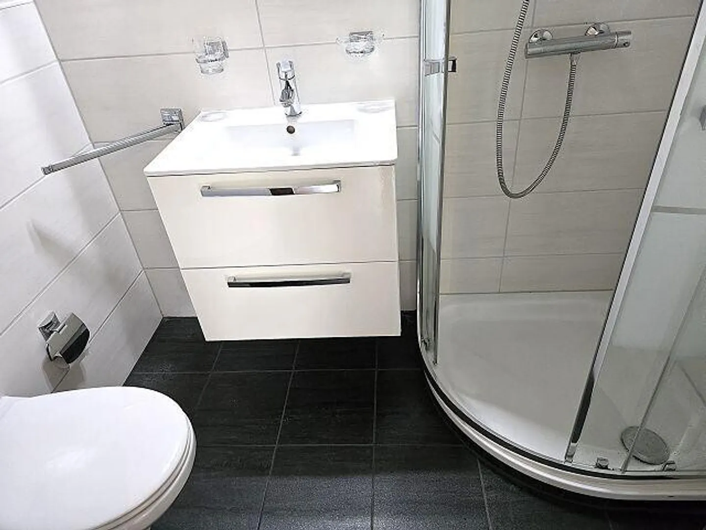 Charming Multi-Family Home - Photo 8 of 13