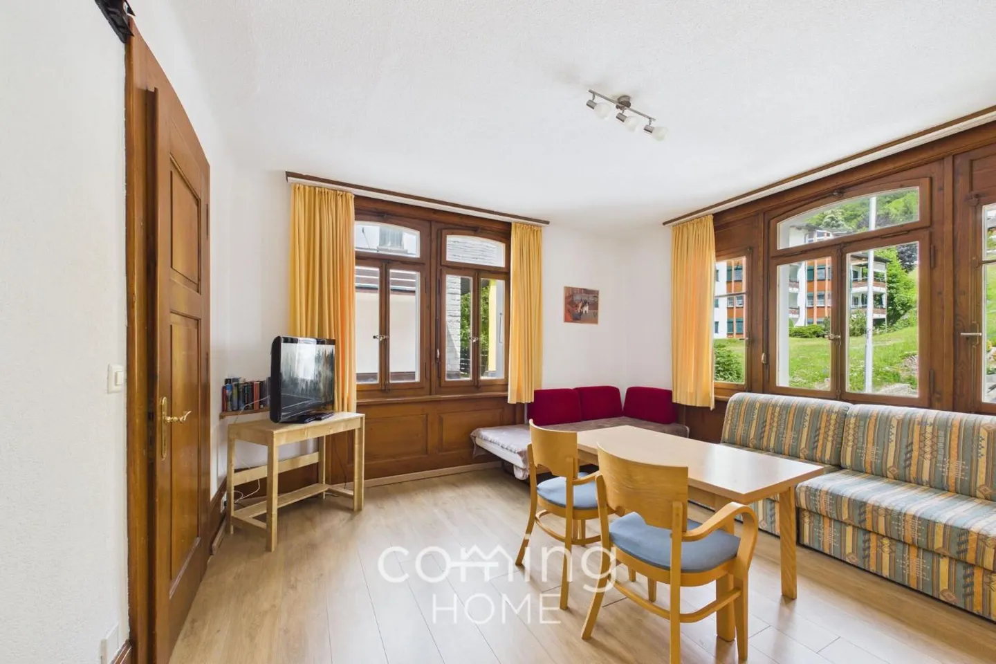 Sonnige Wohnung mit Bergsicht - Foto 3 von 7