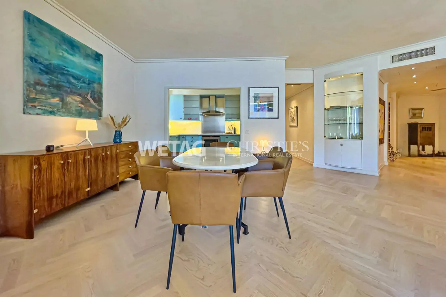 Lugano-Bissone: Apartment with direct access to the lake, outdoor pool, se... - Photo 4 of 13