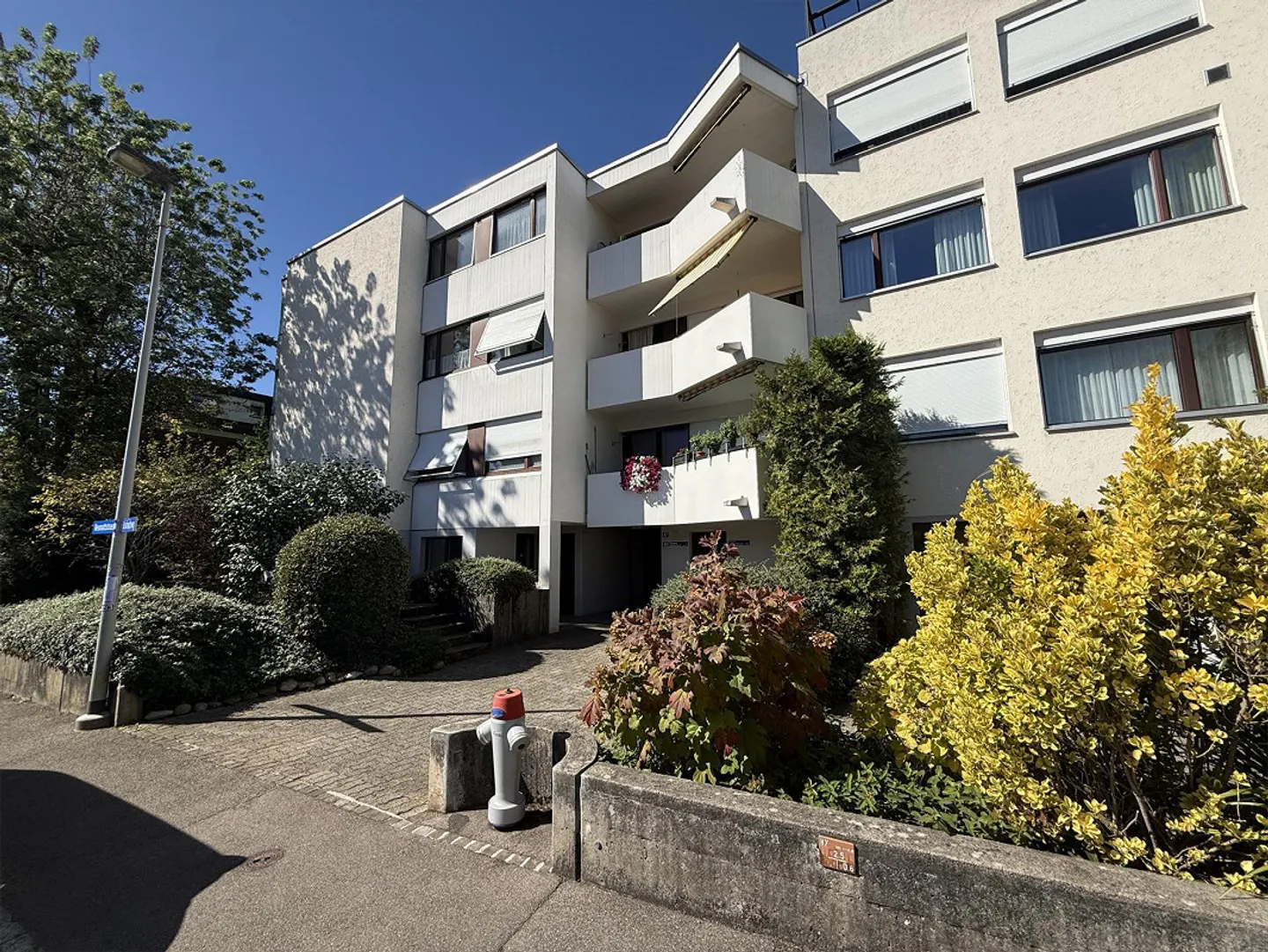 Charmante Wohnung mit Hobbyräumen - Foto 2 von 12