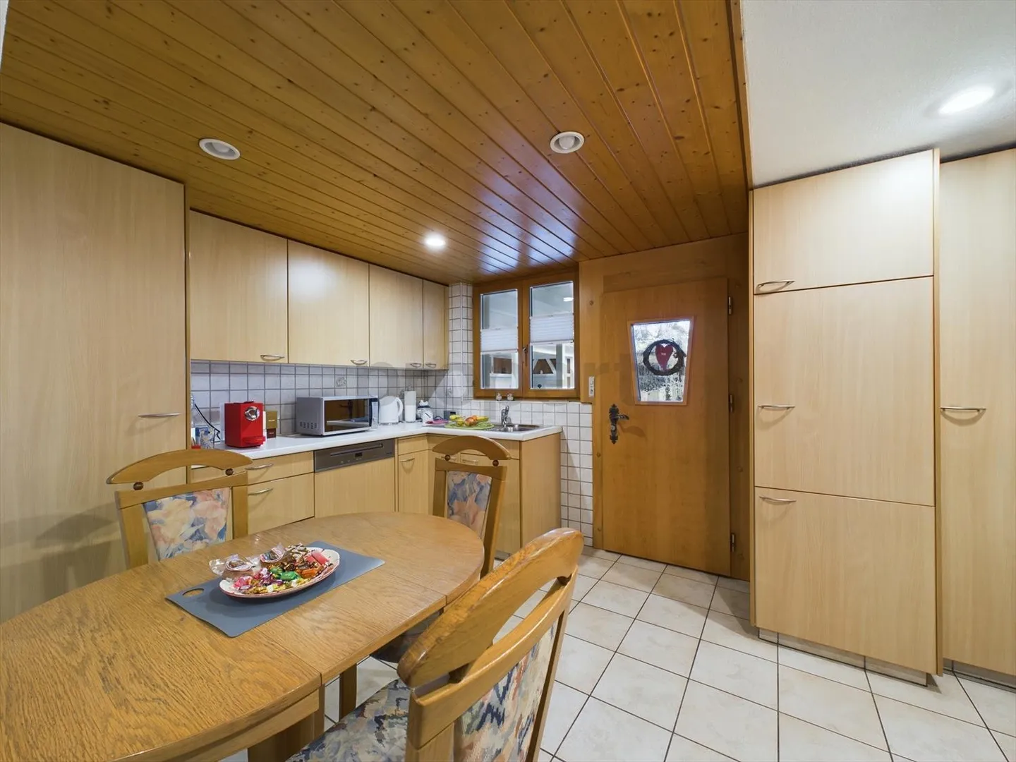 «Charmantes Einfamilienhaus Mit Baulandreserve und Vorprojekt für MFH» - Foto 4 von 13