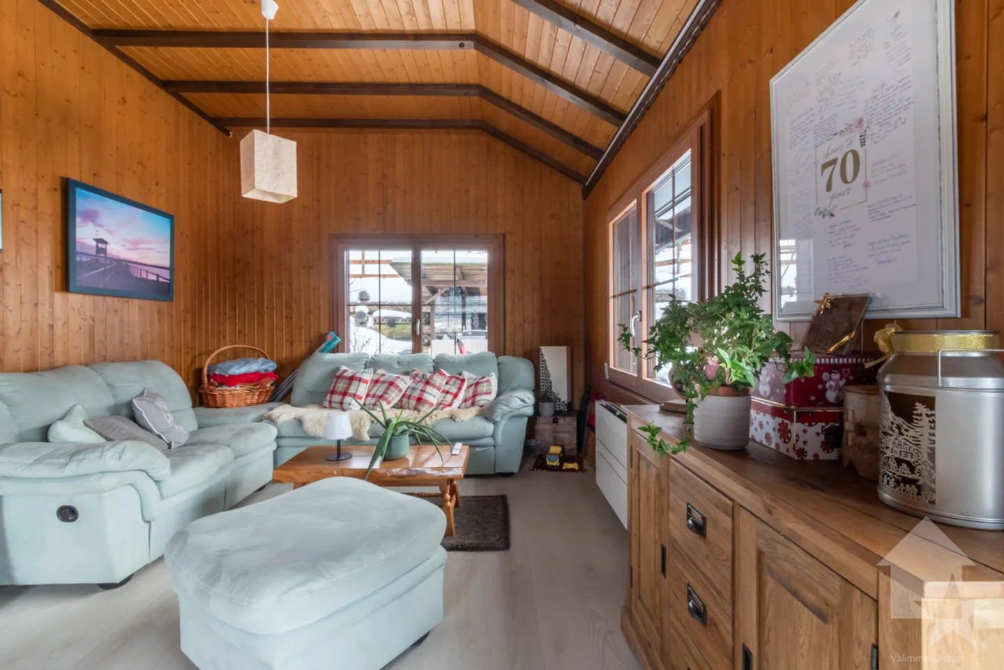 Chalet familial avec 8,5 pièces modernisé et parfaitement entretenu - Photo 5 sur 13