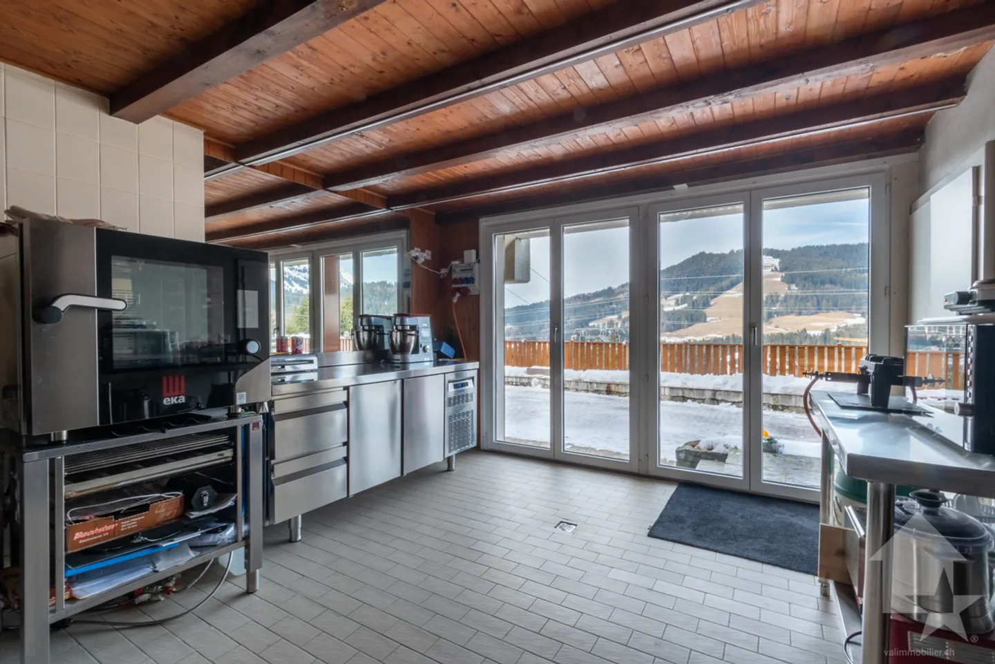 Chalet familial avec 8,5 pièces modernisé et parfaitement entretenu - Photo 11 sur 13