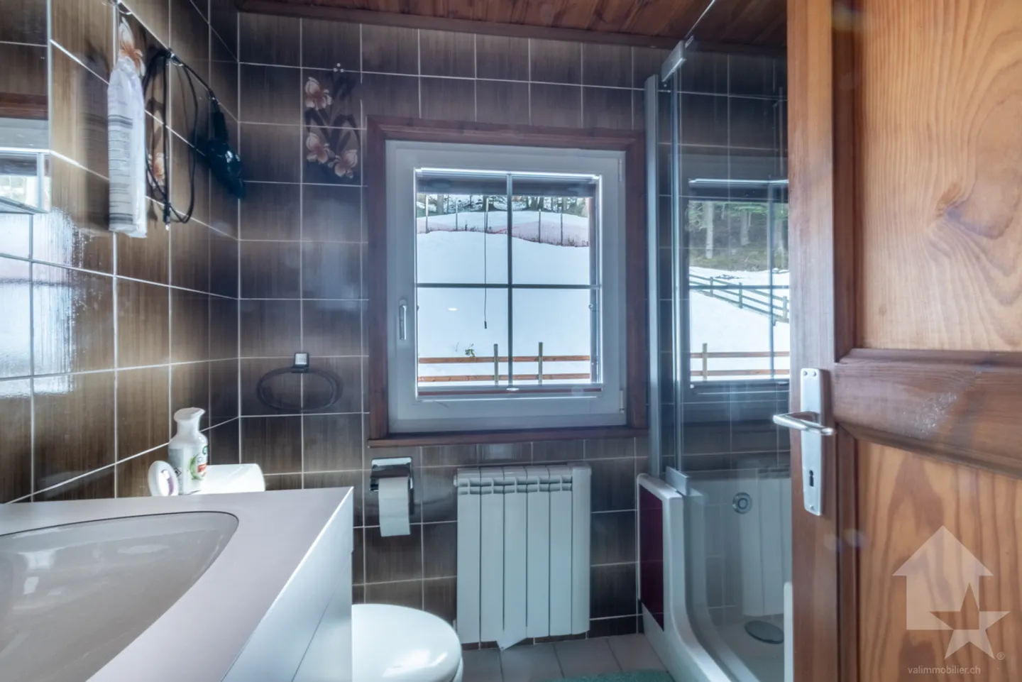 Chalet familial avec 8,5 pièces modernisé et parfaitement entretenu - Photo 10 sur 13